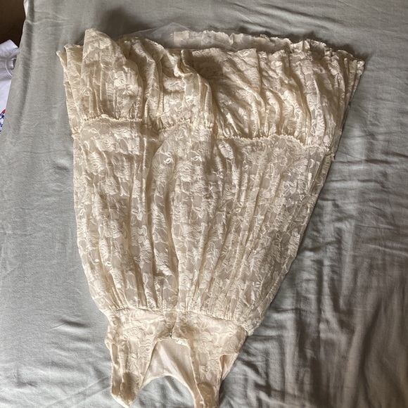 Posh & Peanut Girls Cream Baby Doll Dress - Picture 7 of 11